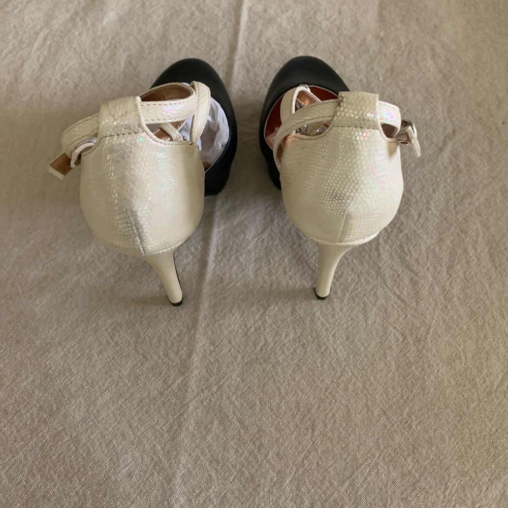 Stilettos 👠 - Picture 4 of 6
